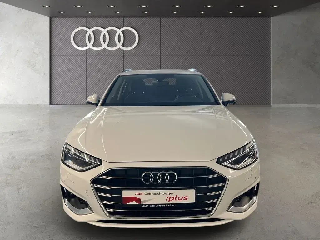 Gebraucht Audi A4 Advanced 204 PS (150 kW) 2023 Ibisweiß Kombi