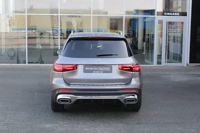Gebraucht Mercedes GLB250 AMG 224 PS (164 kW) 2024 Grau SUV