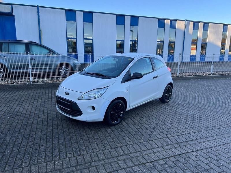 Weiß Gebraucht 2010 Ford Ka Kleinwagen | 699 € (Superpreis) - Bild 1/4