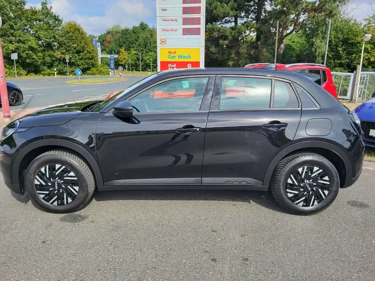 Gebraucht Fiat 600 101 PS (74 kW) 2024 Schwarz SUV