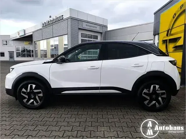 Gebraucht Opel Mokka 136 PS (100 kW) 2024 Banquise weiss SUV