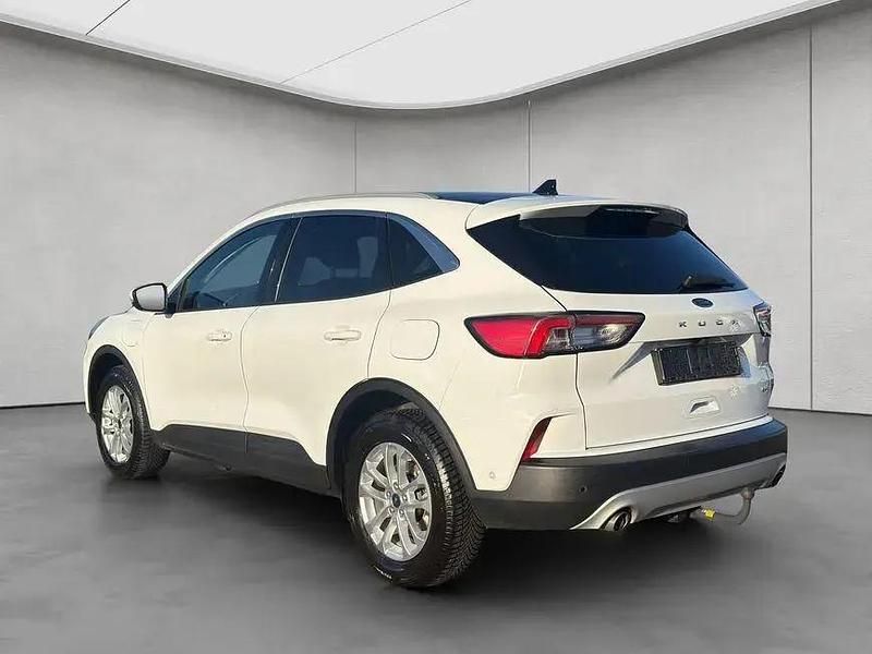 Gebraucht Ford Kuga Titanium 224 PS (164 kW) 2022 Frozen white SUV