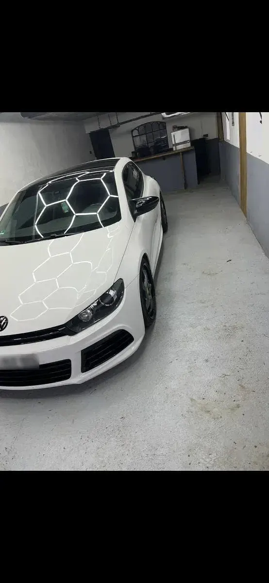 Gebraucht VW Scirocco R 265 PS (194 kW) 2011 Weiß Coupé