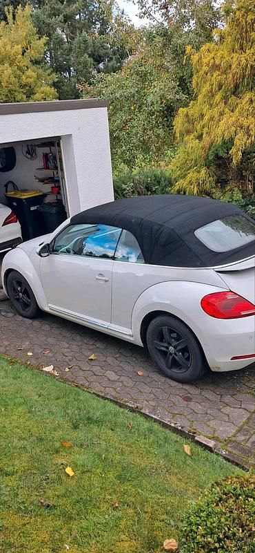 Gebraucht VW Beetle Cabriolet 105 PS (77 kW) 2018 Weiß Cabrio