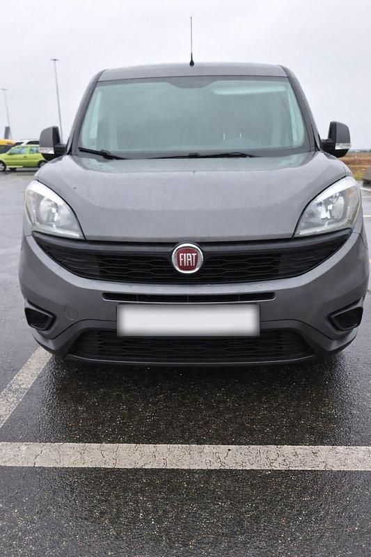 Gebraucht Fiat Doblò 90 PS (66 kW) 2015 Grau Van / Kleinbus