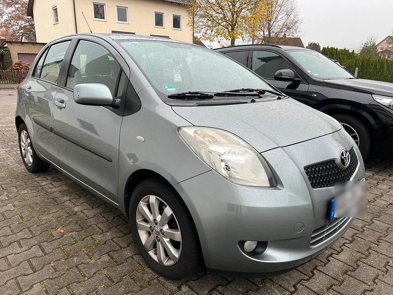 Gebraucht 2009 Toyota Yaris Kleinwagen | 2.800 € (Guter Preis) - Bild 1/4