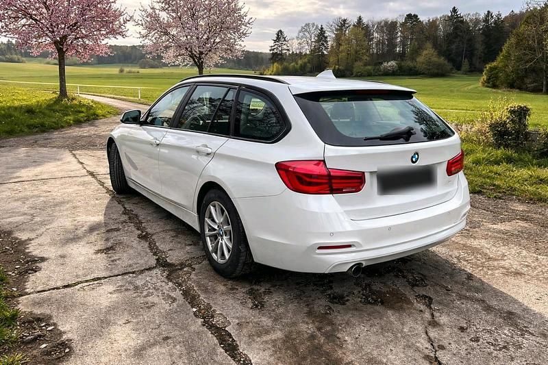 Gebraucht BMW 318 136 PS (100 kW) 2016 Weiß Kombi