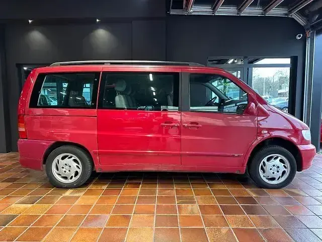 Gebraucht Mercedes V220 122 PS (89 kW) 2000 Piemontrot Van / Kleinbus