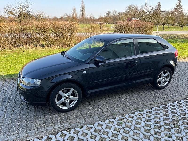 Gebraucht Audi A3 Ambiente 150 PS (110 kW) 2004 Schwarz Kleinwagen