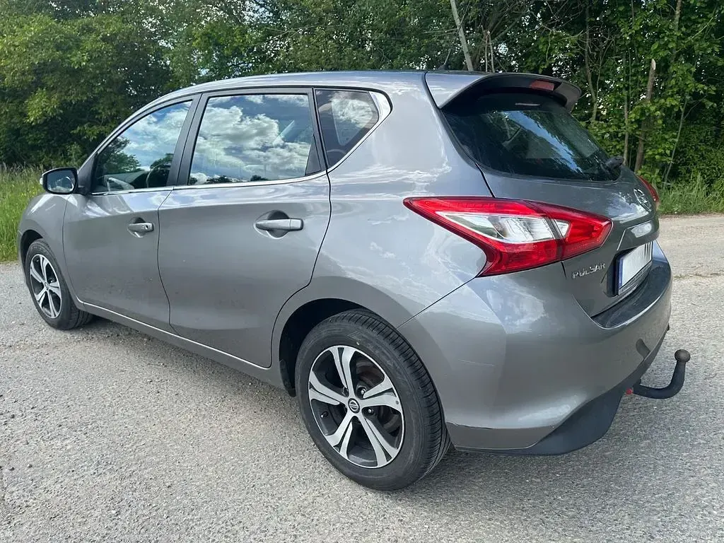 Gebraucht Nissan Pulsar Acenta 116 PS (85 kW) 2016 Silber Kleinwagen