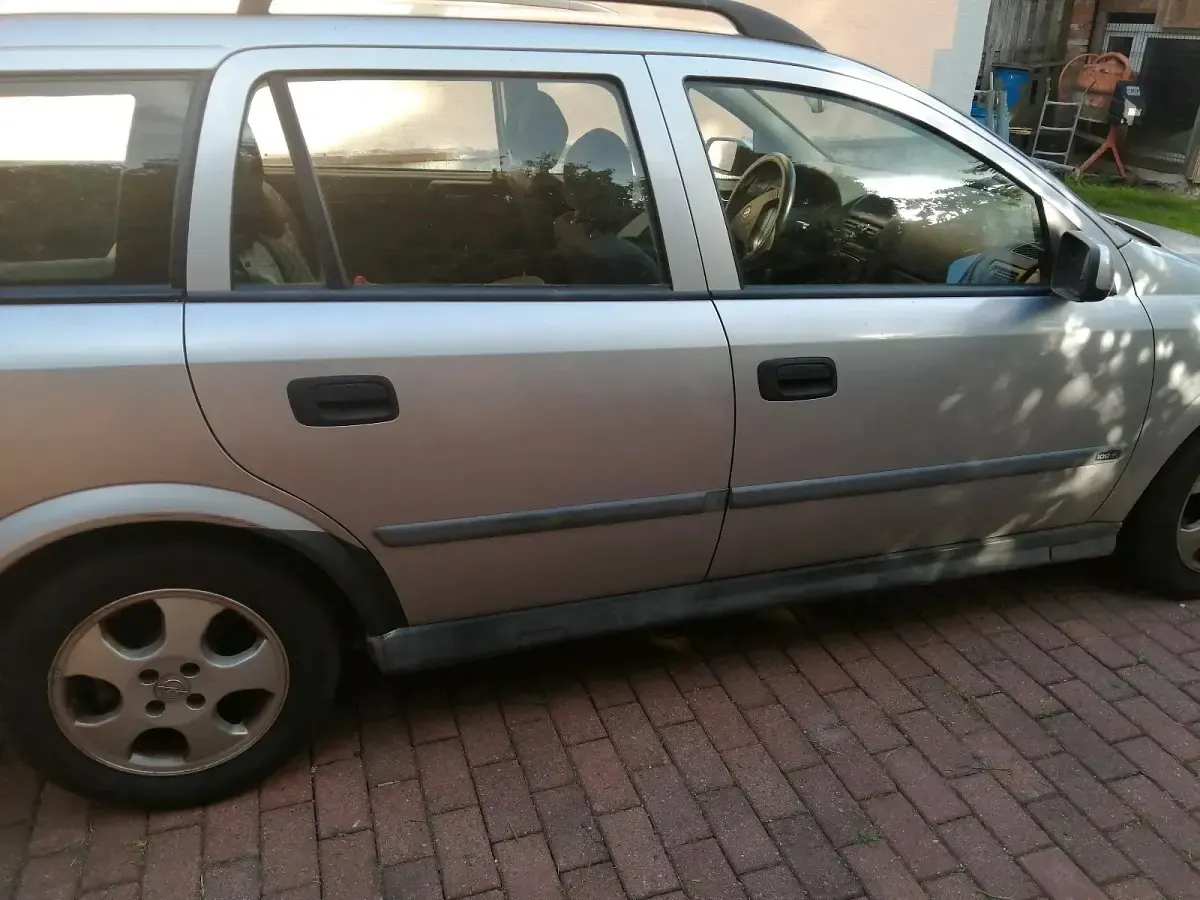 Gebraucht Opel Astra 110 PS (80 kW) 2004 Grau Kombi