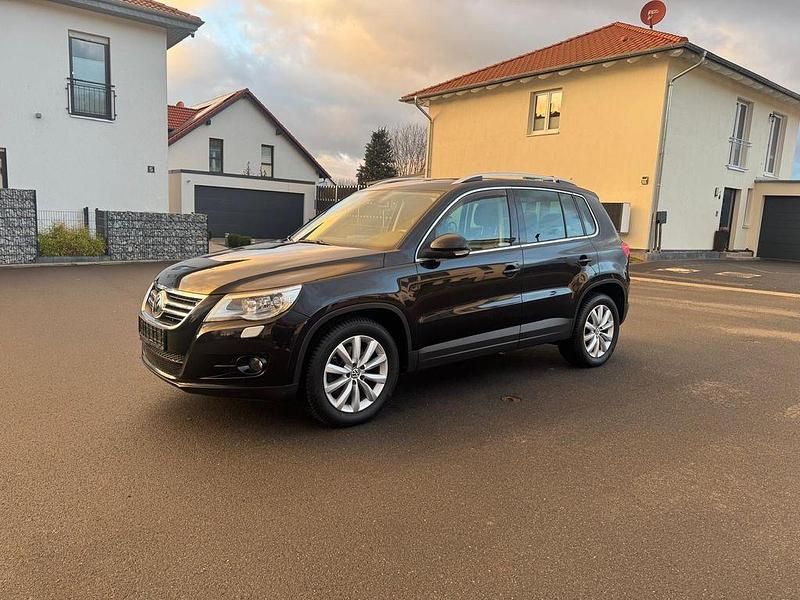 Schwarz Gebraucht 2010 VW Tiguan Sportline SUV | 5.900 € (Superpreis) - Bild 1/4