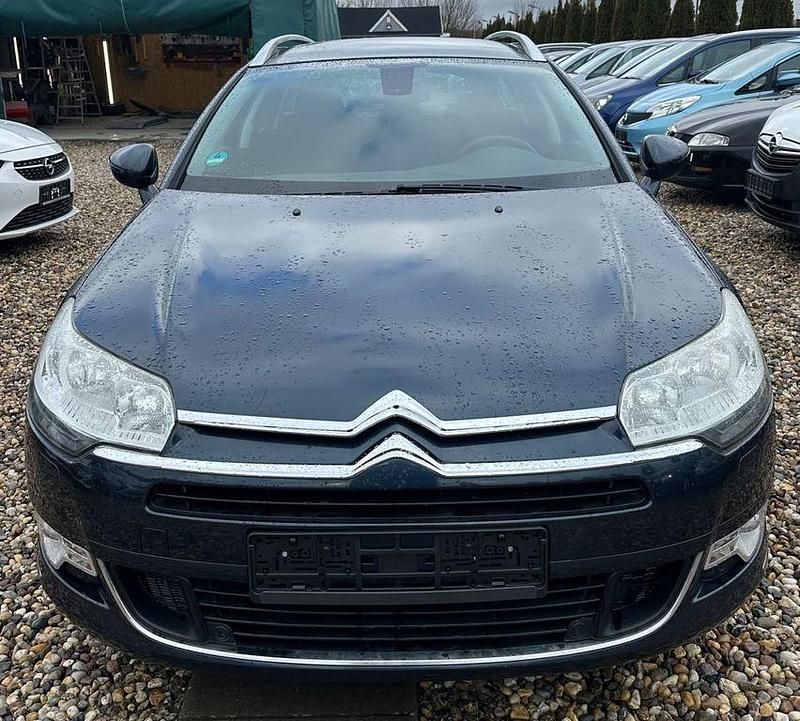 Gebraucht Citroën C5 SELECTION 163 PS (119 kW) 2014 Blau Kombi
