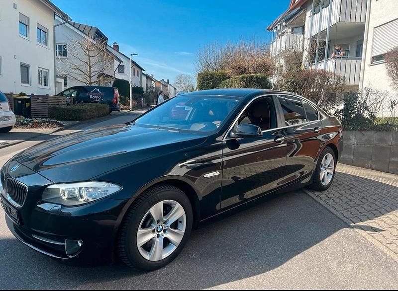 Schwarz Gebraucht 2013 BMW 525 Limousine | 13.250 € (Fairer Preis) - Bild 1/4