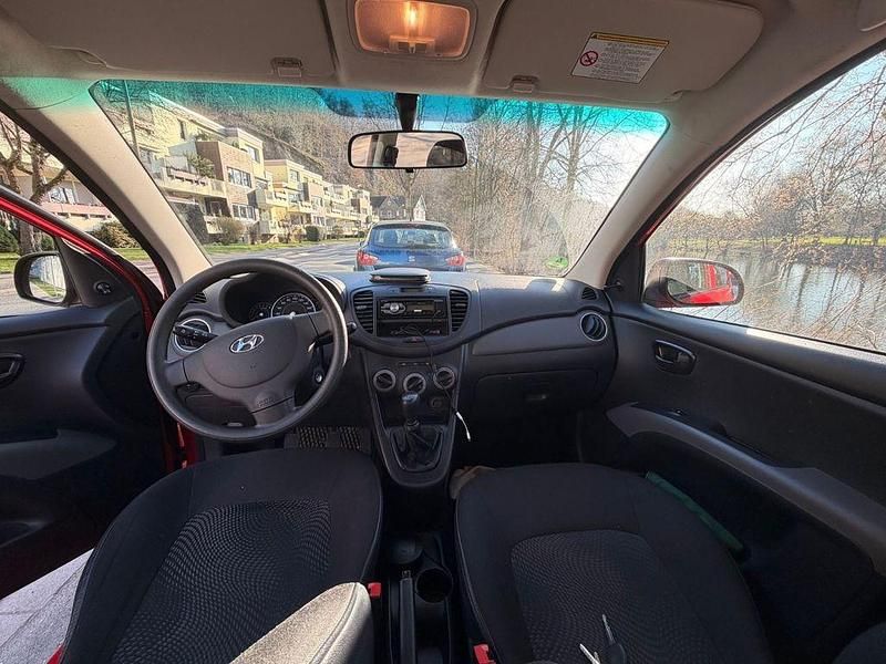 Gebraucht Hyundai i10 Edition 69 PS (50 kW) 2012 Kleinwagen