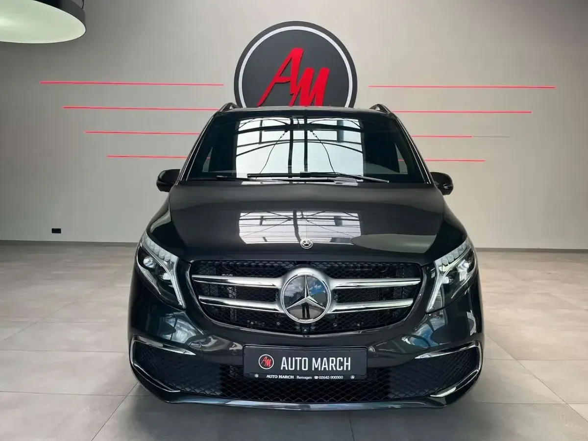 Gebraucht Mercedes V300 Avantgarde Edition 237 PS (174 kW) 2021 Graphitgrau Van / Kleinbus