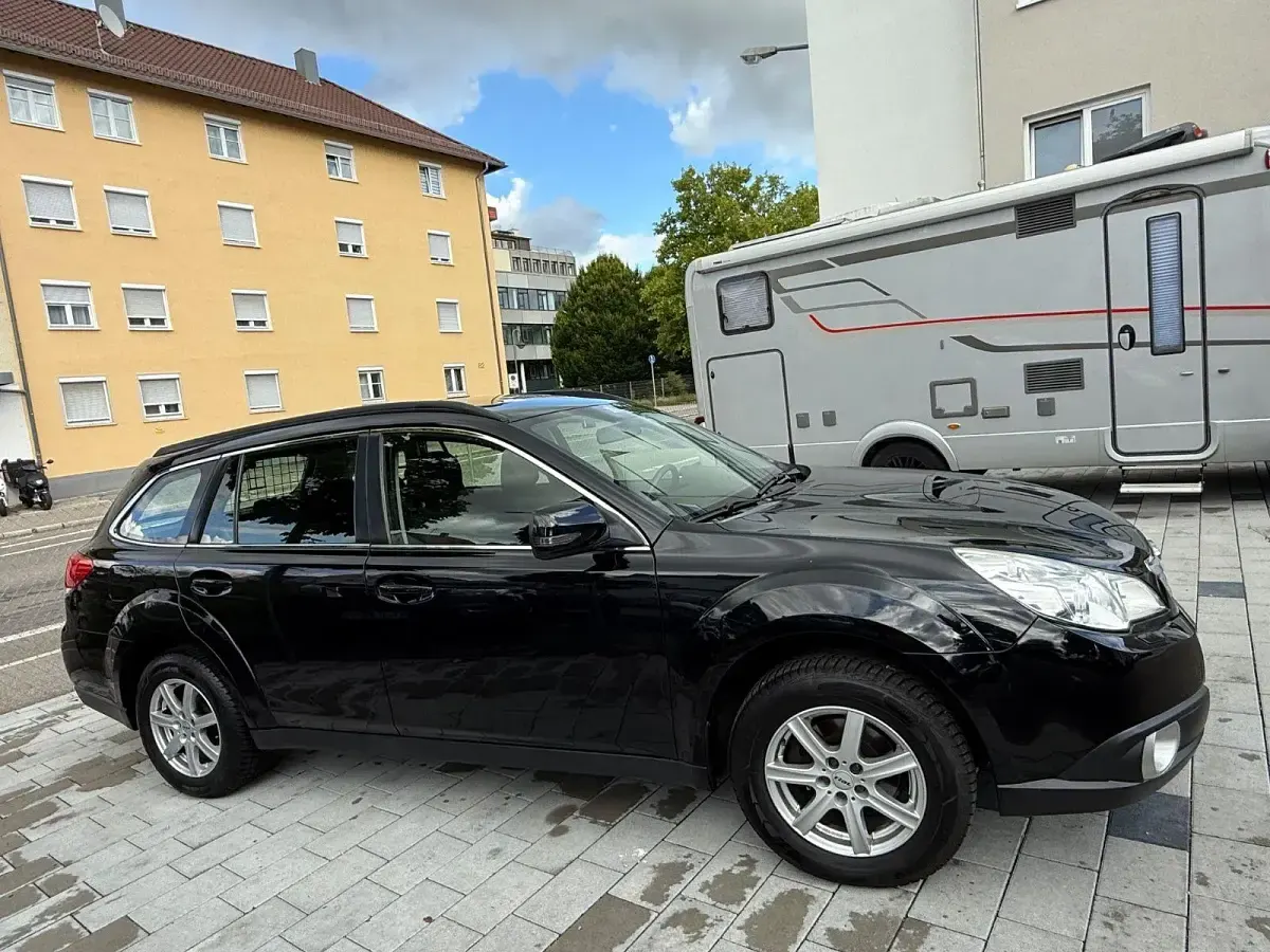 Gebraucht Subaru Legacy Comfort 150 PS (110 kW) 2011 Schwarz Limousine