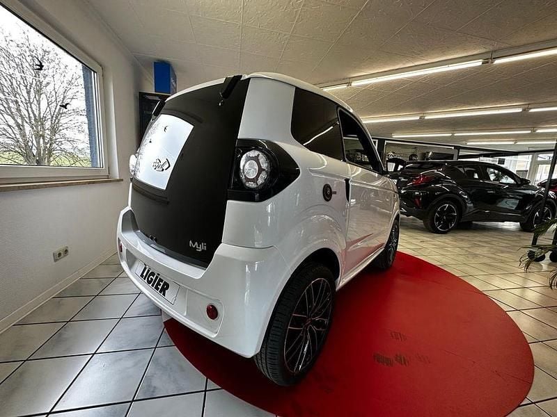 Neu Ligier Myli 2026 Weiß Kleinwagen