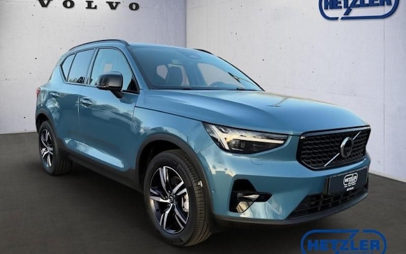 Gebraucht Volvo XC40 Plus 163 PS (119 kW) 2025 Blau SUV