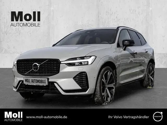 Grau Gebraucht 2023 Volvo XC60 Ultimate SUV | 47.980 € (Superpreis) - Bild 1/4