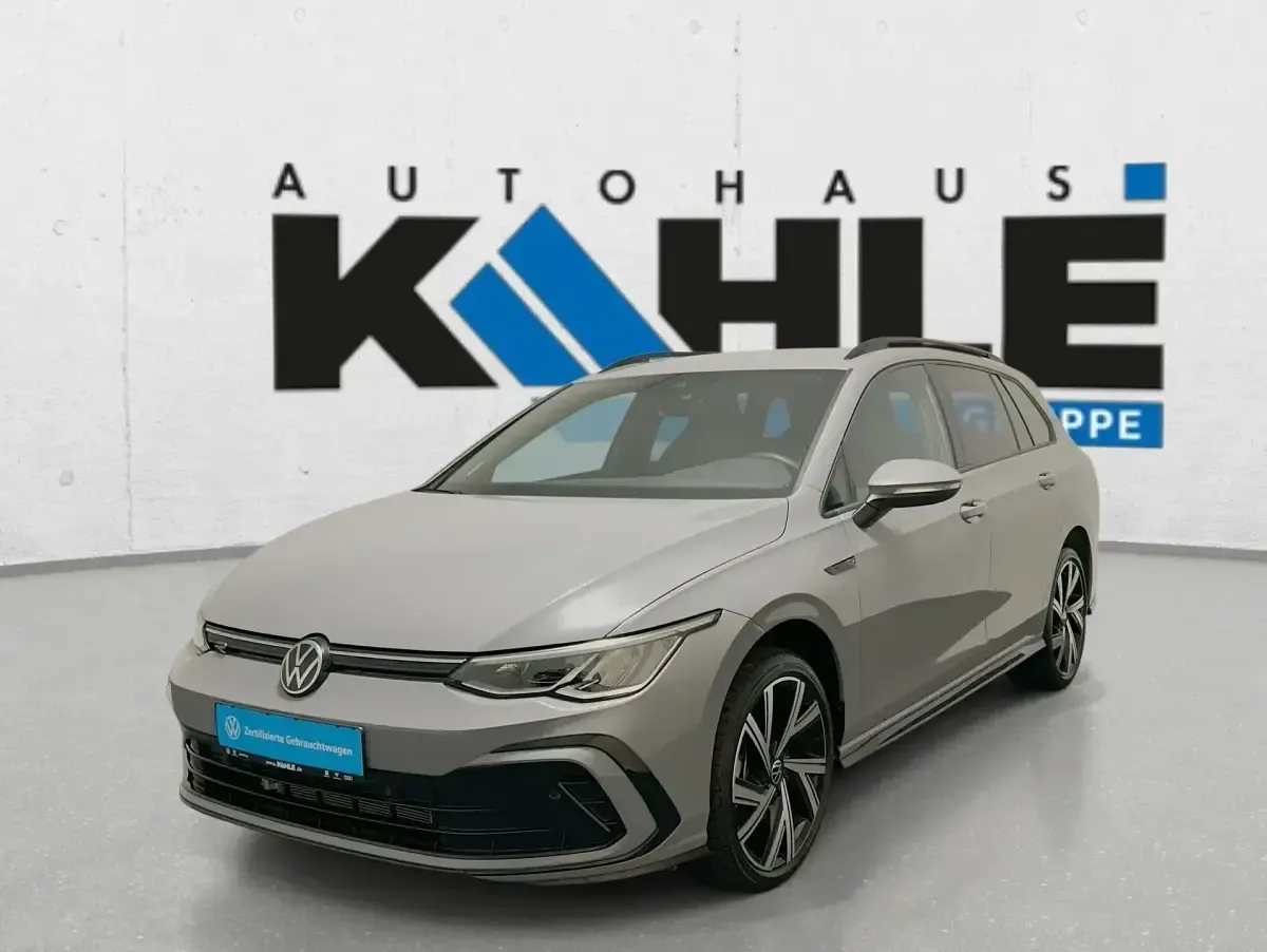 Gebraucht VW Golf VIII R-line 150 PS (110 kW) 2024 Grau Kombi
