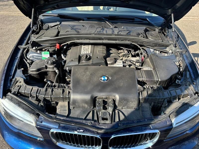 Gebraucht BMW 120 Coupé 170 PS (125 kW) 2011 Blau Coupé