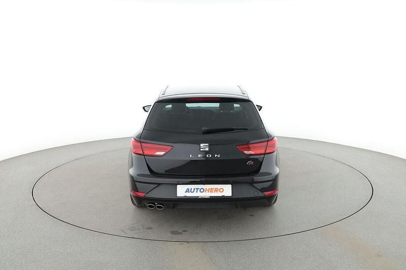 Usata Seat Leon FR 131 CV (96 kW) 2019 Nero Station wagon