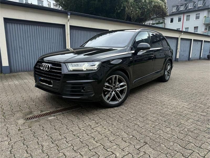 Schwarz Gebraucht 2017 Audi Q7 S-Line SUV | 29.850 € (Fairer Preis) - Bild 1/4