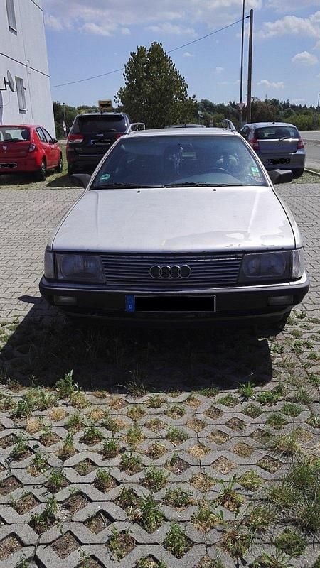 Silber Gebraucht 1988 Audi 100 Kombi | 1.499 € - Bild 1/4