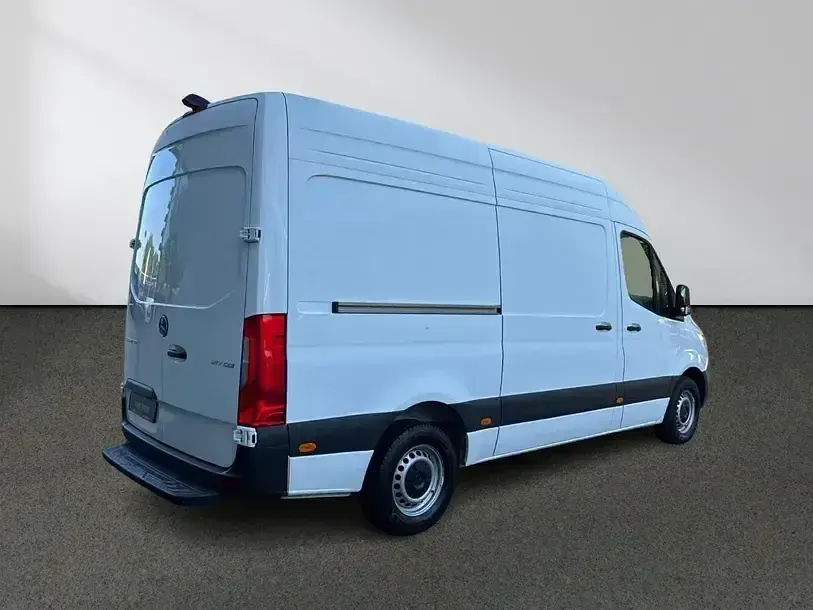 Gebraucht Mercedes Sprinter 170 PS (125 kW) 2025 Weiß Van