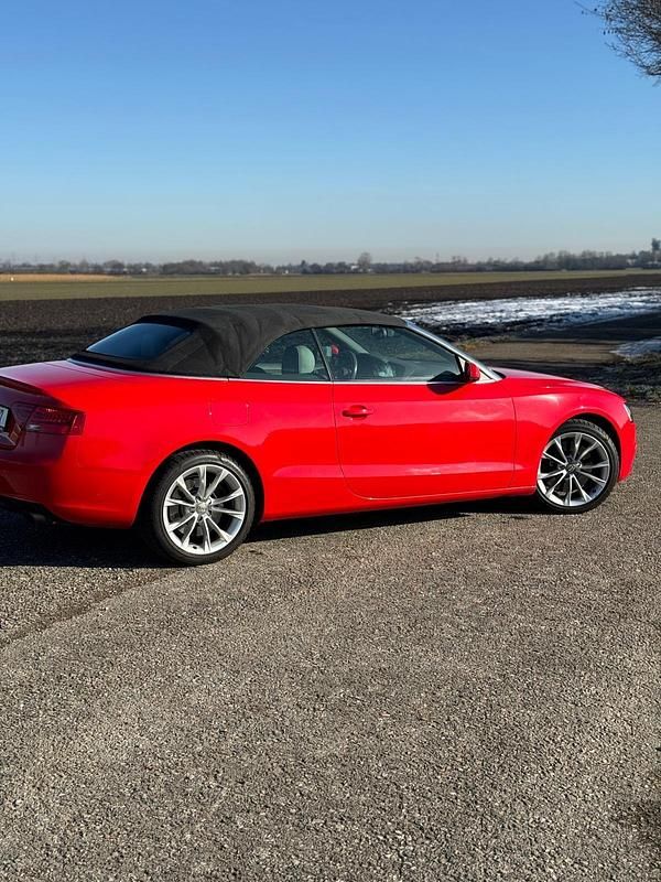 Gebraucht Audi A5 Cabriolet 272 PS (200 kW) 2013 Rot Cabrio