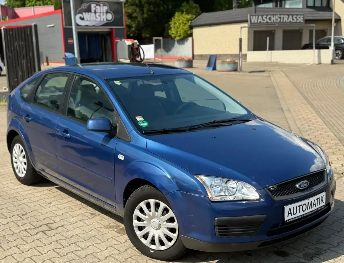 Gebraucht Ford Focus Fun X 101 PS (74 kW) 2007 Blau Limousine