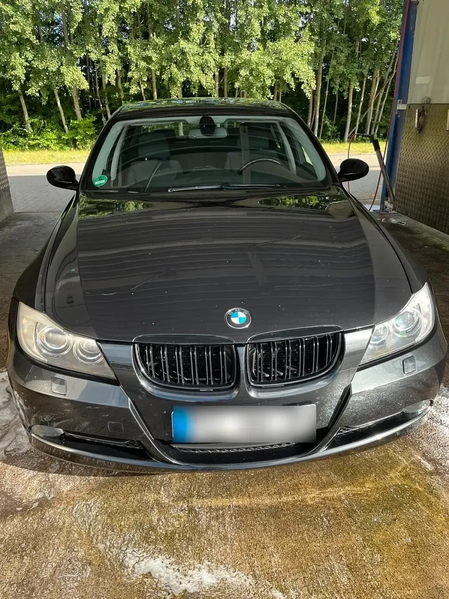 Gebraucht BMW 320 163 PS (119 kW) 2006 Schwarz Limousine