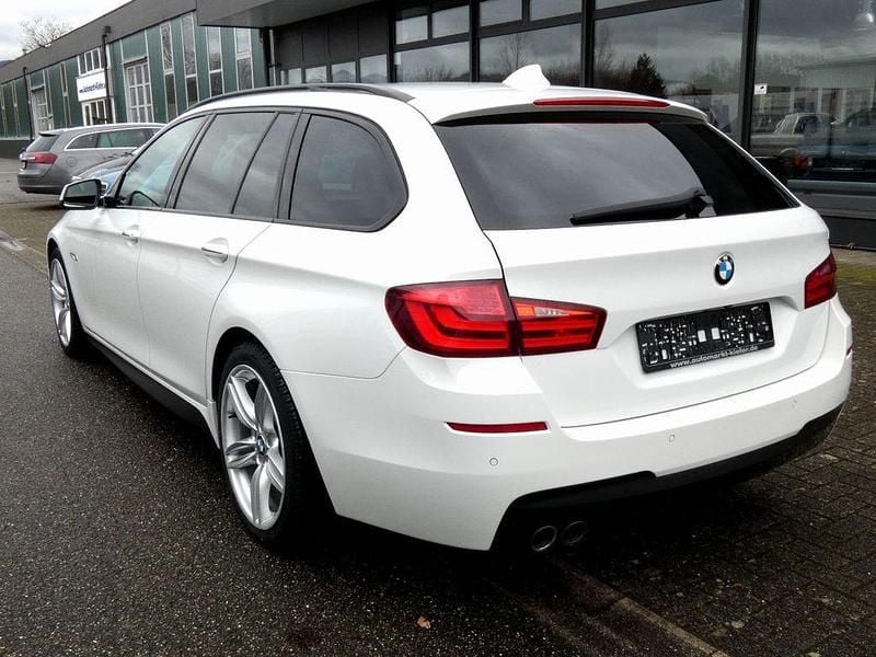 Gebraucht BMW 530 M Sport 258 PS (189 kW) 2013 Weiß Limousine