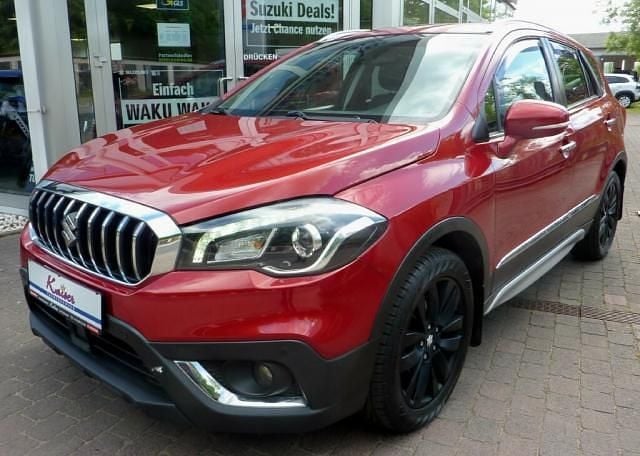Rot Gebraucht 2016 Suzuki SX4 S-Cross Comfort+ SUV | 14.890 € (Fairer Preis) - Bild 1/4