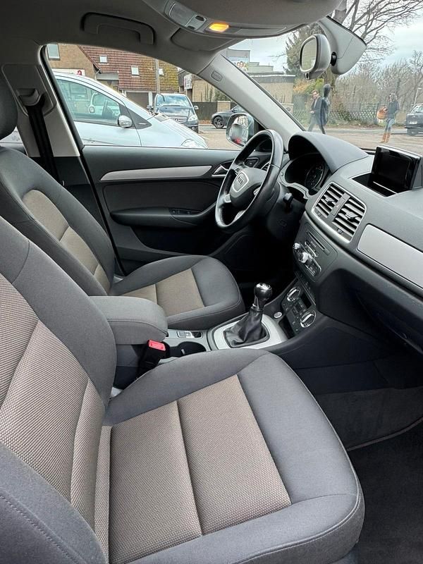 Gebraucht Audi Q3 Design 150 PS (110 kW) 2014 Grau SUV