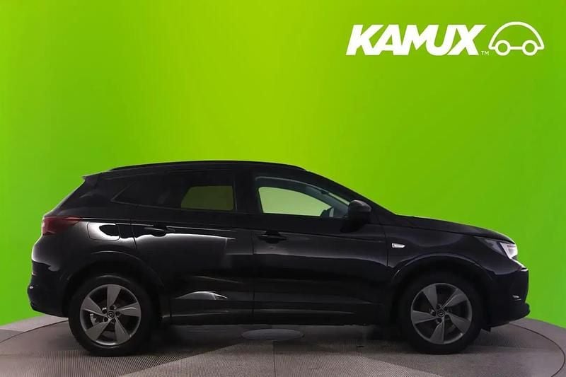 Gebraucht Opel Grandland X 131 PS (96 kW) 2024 Black pearl paint/metallic lacquer SUV