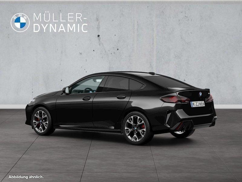 Gebraucht BMW 220 M Sport 170 PS (125 kW) 2025 Saphirschwarz Coupé