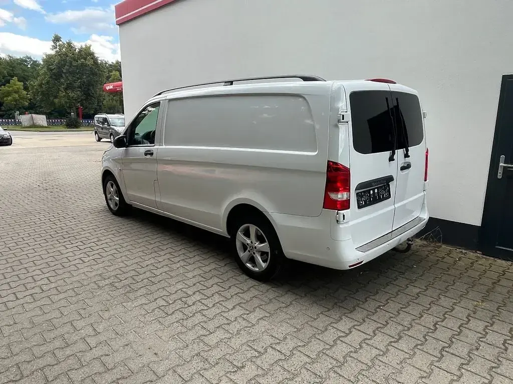 Gebraucht Mercedes Vito 136 PS (100 kW) 2019 Weiß Van