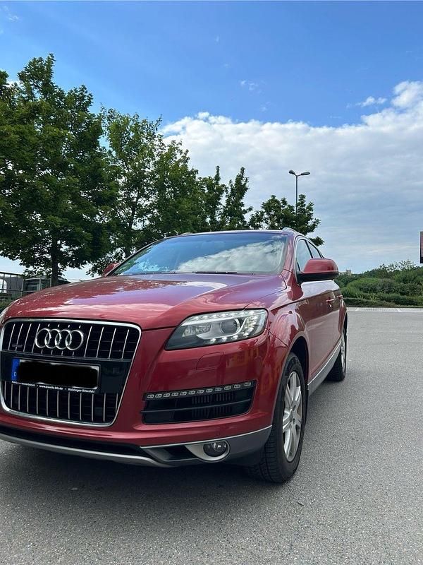 Rot Gebraucht 2010 Audi Q7 SUV | 17.900 € (Teuer) - Bild 1/4