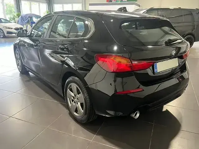 Gebraucht BMW 118 Advantage 150 PS (110 kW) 2021 Schwarz Kleinwagen