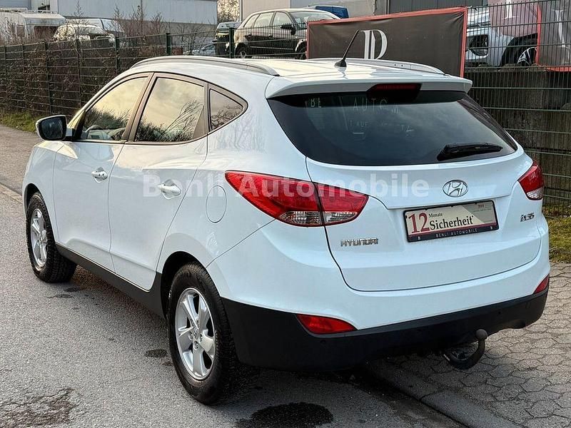 Gebraucht Hyundai ix35 Style 163 PS (119 kW) 2010 Weiß SUV