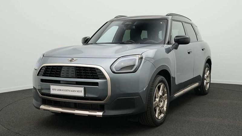 Grün Gebraucht 2024 Mini Countryman Favoured SUV | 34.992 € (Superpreis) - Bild 1/4