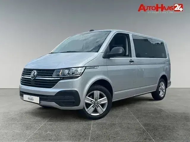 Gebraucht VW Multivan 85 PS (62 kW) 2016 Schwarz Van / Kleinbus