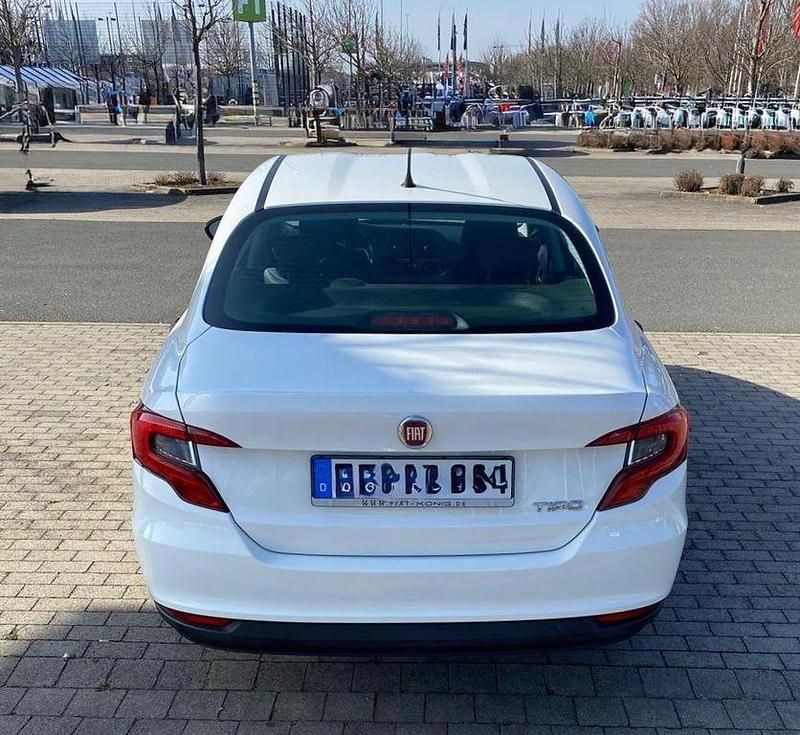 Gebraucht Fiat Tipo Easy 95 PS (69 kW) 2019 Weiß Limousine