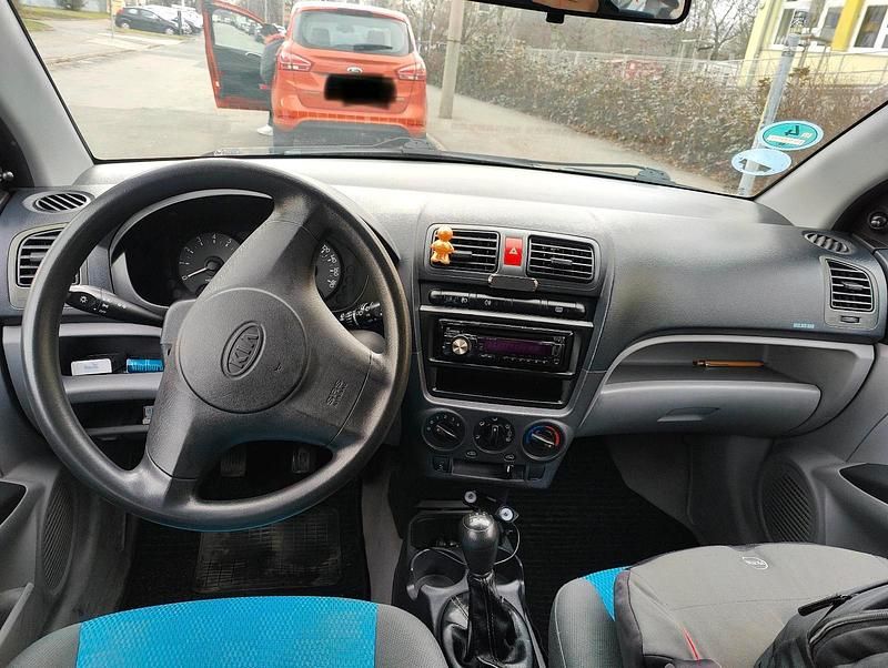 Gebraucht Kia Picanto 65 PS (47 kW) 2005 Blau Kleinwagen