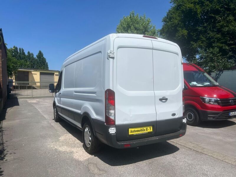 Gebraucht Ford Transit Trend 170 PS (125 kW) 2017 Weiß Limousine