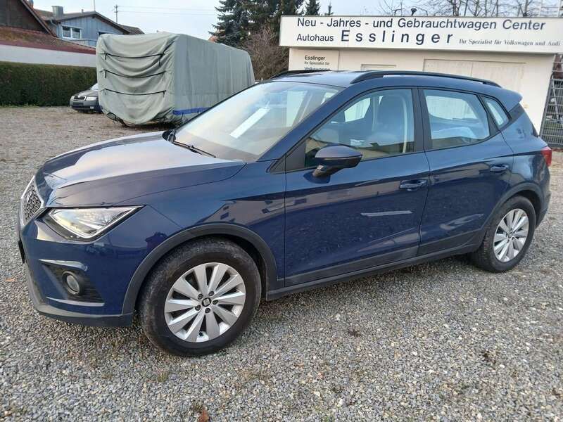 Blau Gebraucht 2018 Seat Arona Style SUV | 12.999 € (Fairer Preis) - Bild 1/4