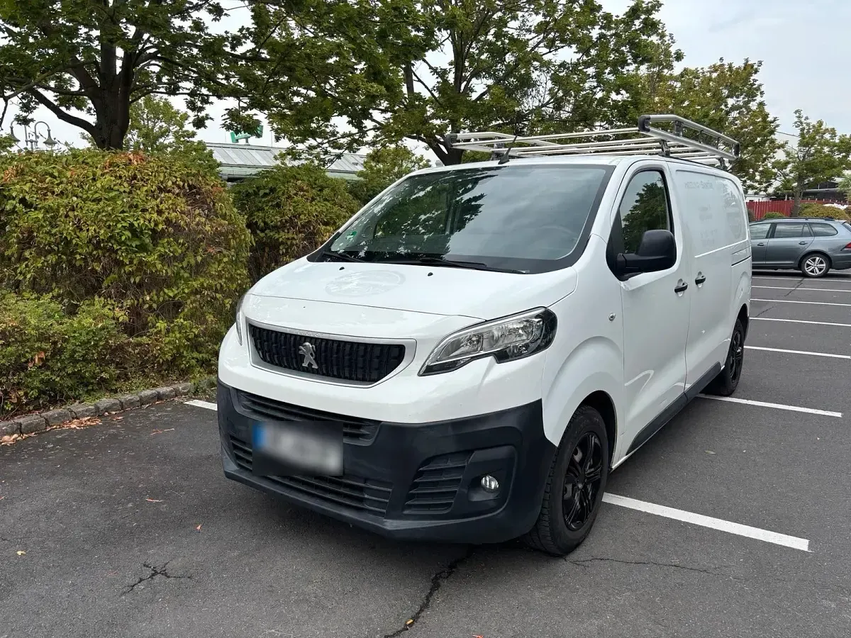 Gebraucht Peugeot Expert 122 PS (89 kW) 2018 Weiß Van