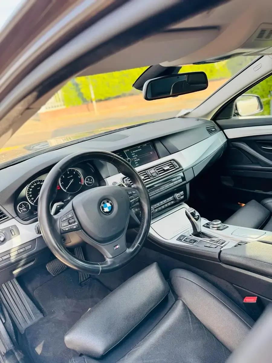 Second-hand BMW 525 218 CP (160 kW) 2012 Maro Break